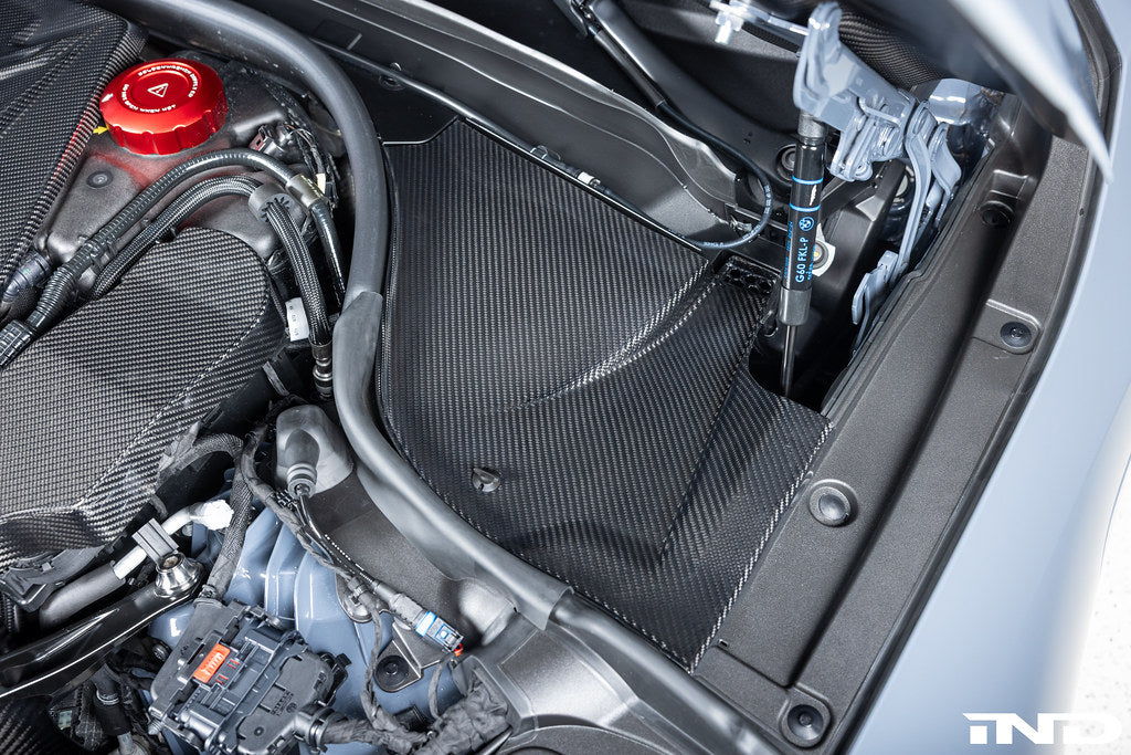 AutoTecknic G90 / G99 M5 カーボンエンジンカウルパネルトリムセット