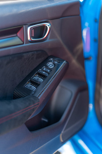 OLM LE カーボンファイバー ウィンドウスイッチパネルカバー（4枚セット）- 2022年以降 FL ホンダシビック / FL5 Type R用