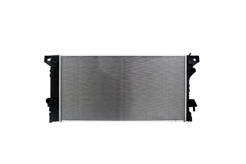 CSF 18-19年式 Ford F-150 3.3L 純正互換 プラスチック製ラジエーター