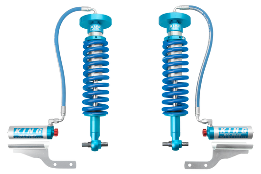 King Shocks 2015年以降フォードF150 4WD用フロント 2.5インチ径リモートリザーバー付きコイルオーバー（ペア）