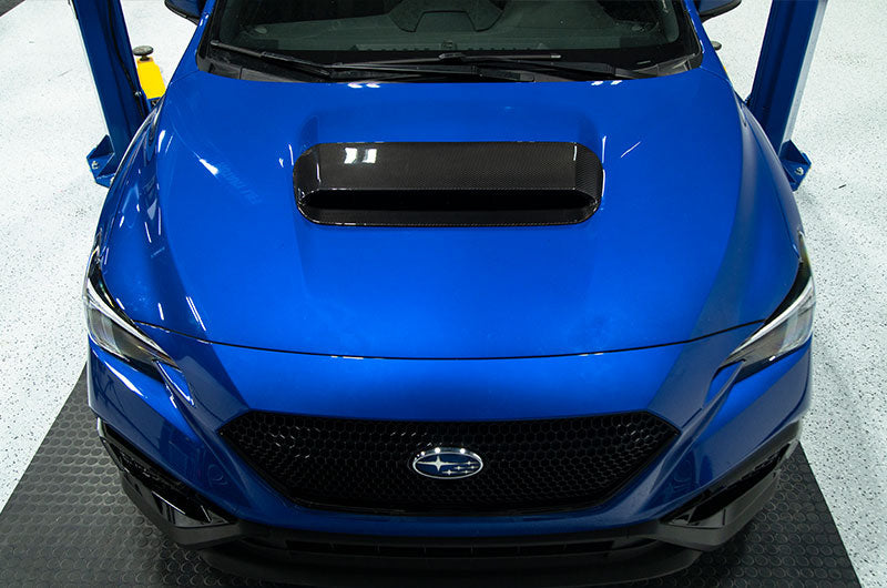 OLM LE ドライカーボン フードスクープカバー - 2022年以降 WRX用