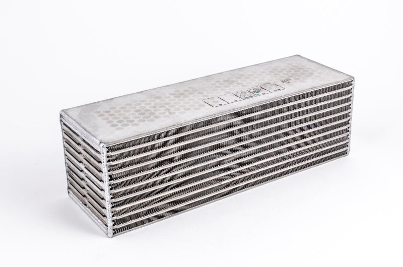Garrett H2O / Air CAC (3.80インチ（約96.5mm） x 3.80インチ（約96.5mm） x 11.70インチ（約297mm）) - 750 HP