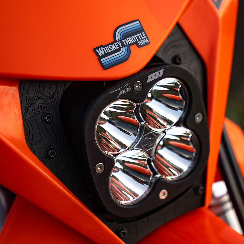 Baja Designs KTM XL80 (D/C) ヘッドライトキット /w ディマー - KTM 2024 350 EXC-F; 500 EXC-F; 450 XCF-W; 350 XW-F; 500 XW-F