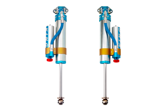 King Shocks 97-06 ジープ ラングラー TJ 後部 2.5インチ径（約63.5mm） ピギーホース付リザーバーショック 3-5インチ（約7.6-約12.7cm）リフト対応 調整機能付き（ペア）