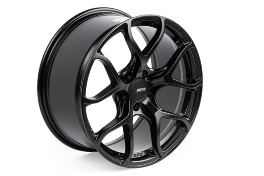 APR A01 フローフォームド - 18x8.5 - 5x112 - ET45 - ハブ径66.5mm - サテンブラックホイール