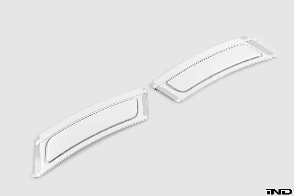 iND f10 5 series painted front reflector set - iND Distribution