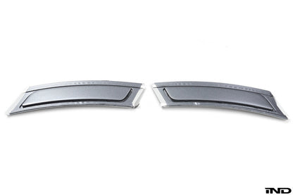 iND f10 m5 painted front reflector set - iND Distribution