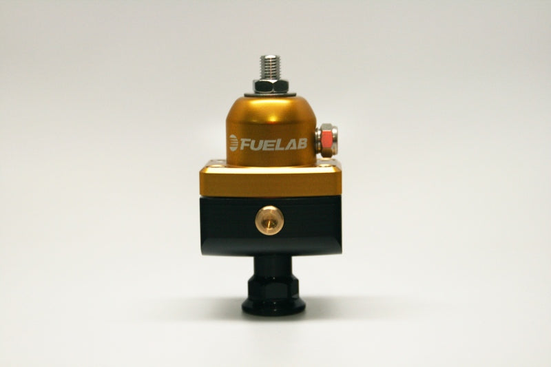 Fuelab 575 キャブレター用アジャスタブルミニ燃圧レギュレーター 4-12 PSI ブロッキングタイプ (1) -6AN イン (2) -6AN アウト ゴールド