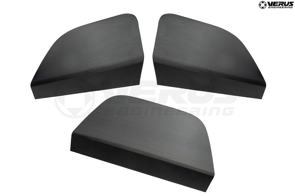 Verus Engineering エキゾーストカットアウトカバー | 2023+ トヨタ GR カローラ (A0543A)