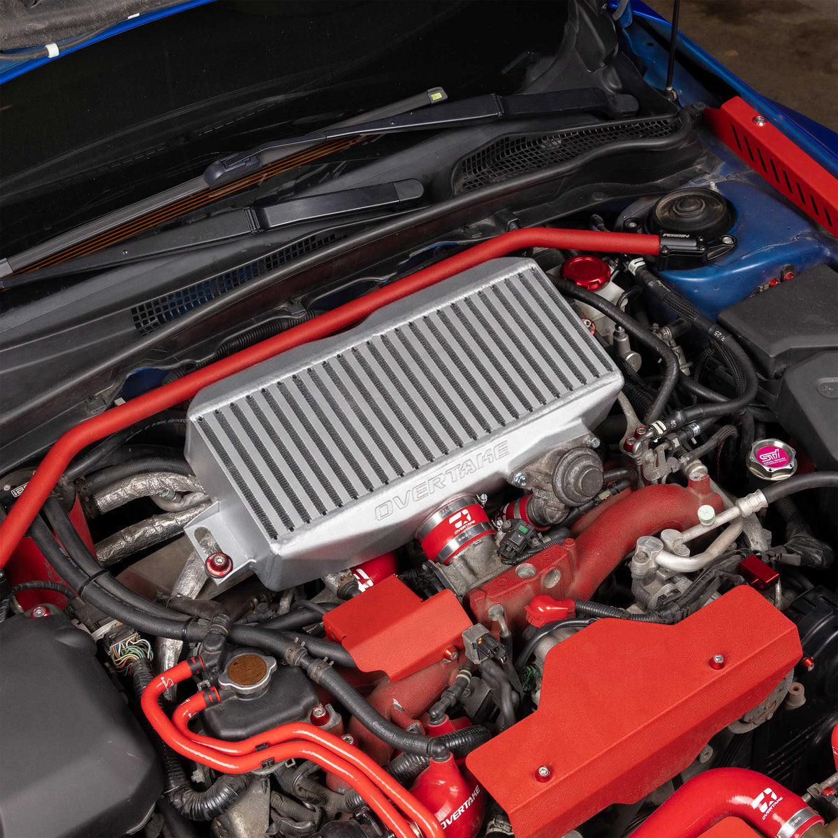 OVERTAKE 上置きインタークーラー(TMIC) | スバル 2002-2007年 WRX / 2004-2021年 STI / 2004-2008年 フォレスターXT