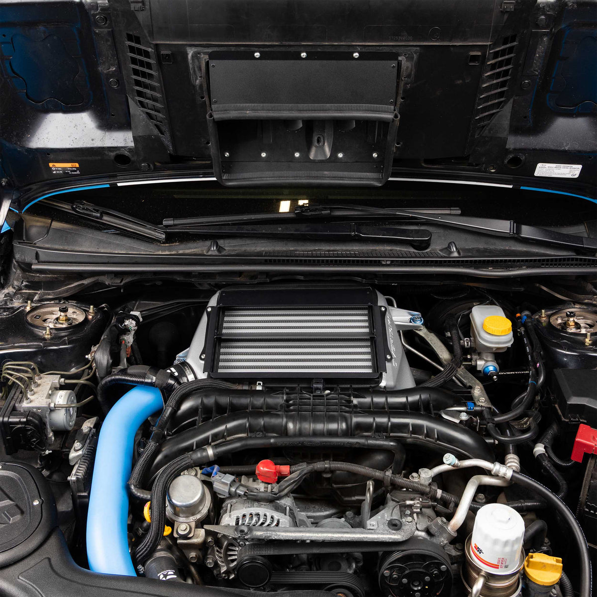 OVERTAKE 上置きインタークーラー(TMIC) | スバル 2015-2021年 WRX / 2014-2018年 フォレスターXT