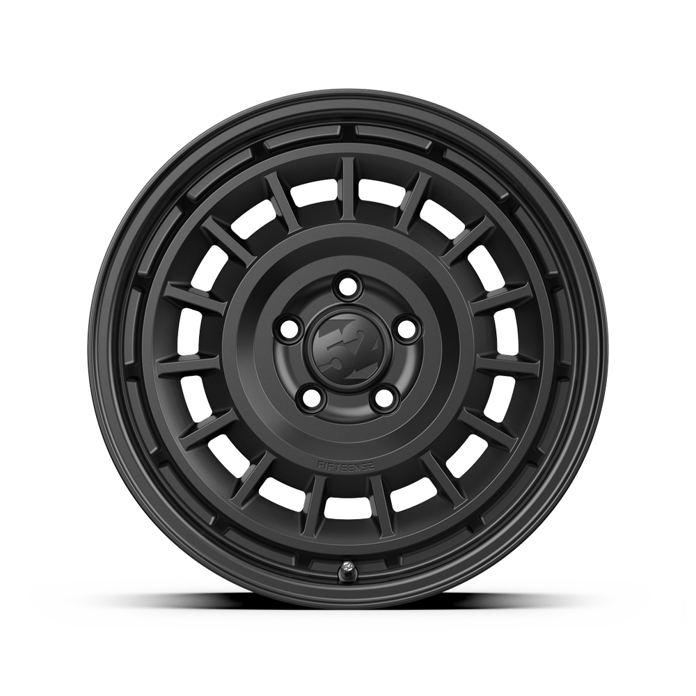 fifteen52 アルペンSV _ フロストグラファイト