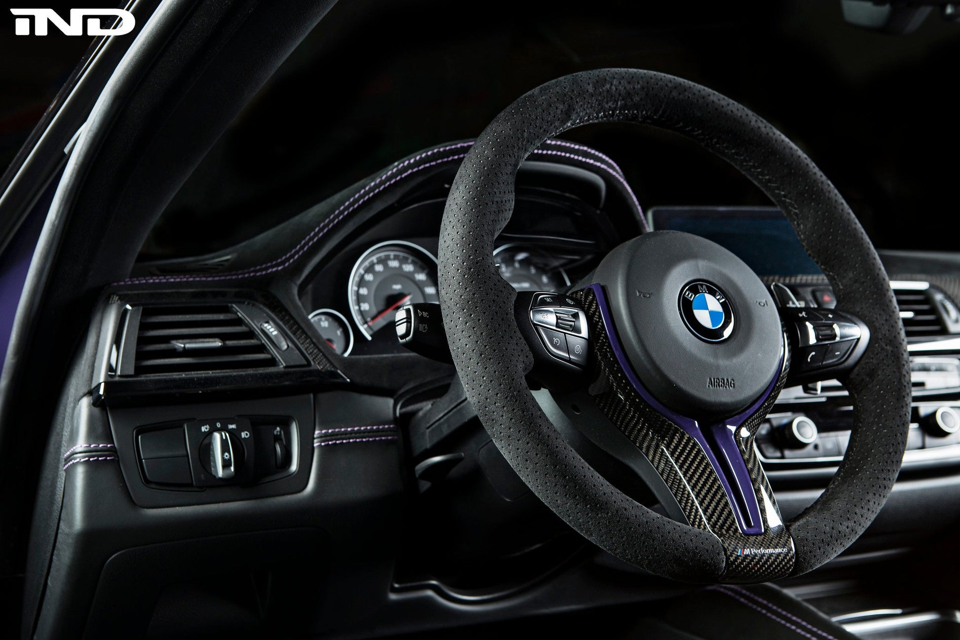 AutoTecknic painted steering wheel trim - iND Distribution