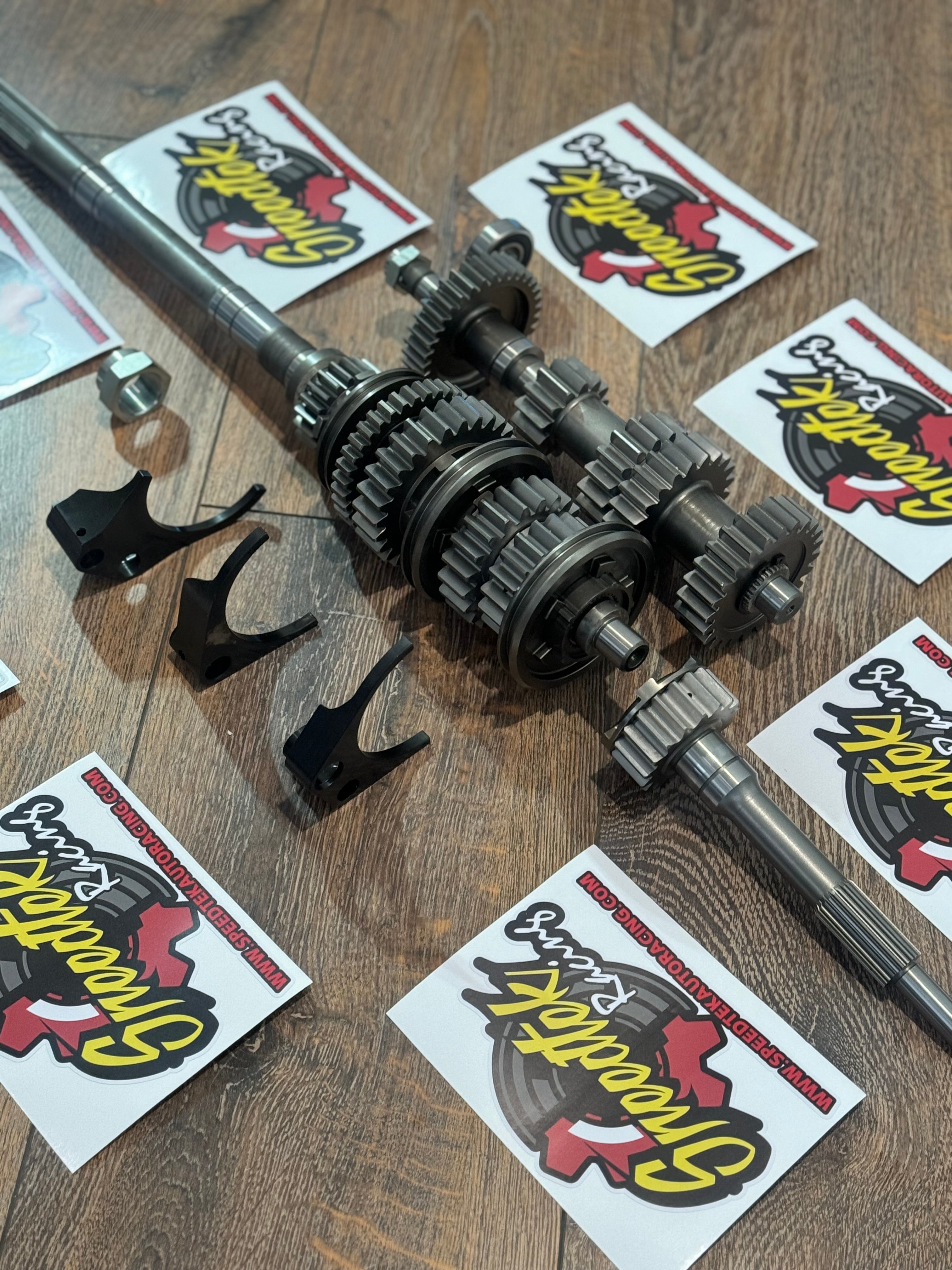 Speed Tek Auto Racing ニッサン S13 / S14 / S15(スペックS)シルビア