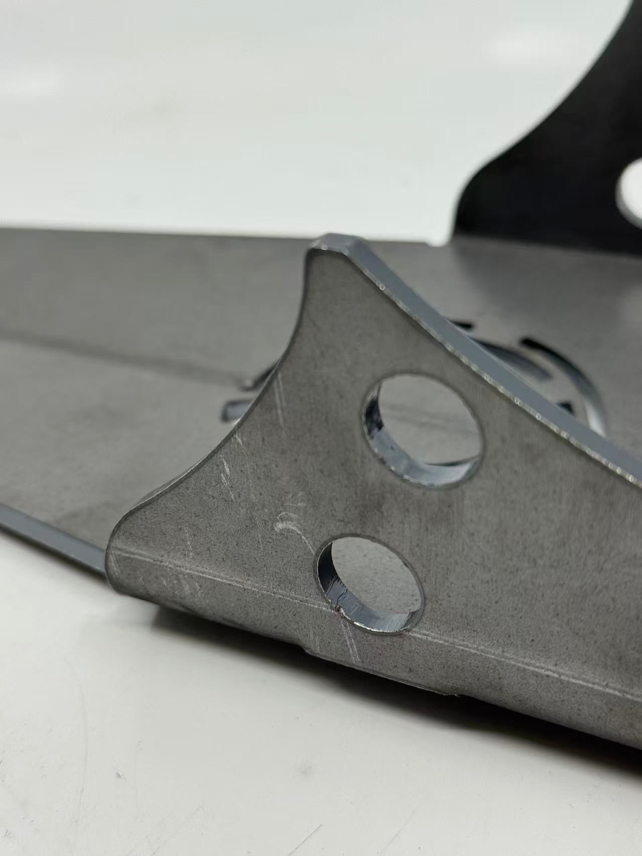 Speed Tek Auto Racing - 10インチ クイックチェンジ用 レーザーカット スキッドプレート 350MPa