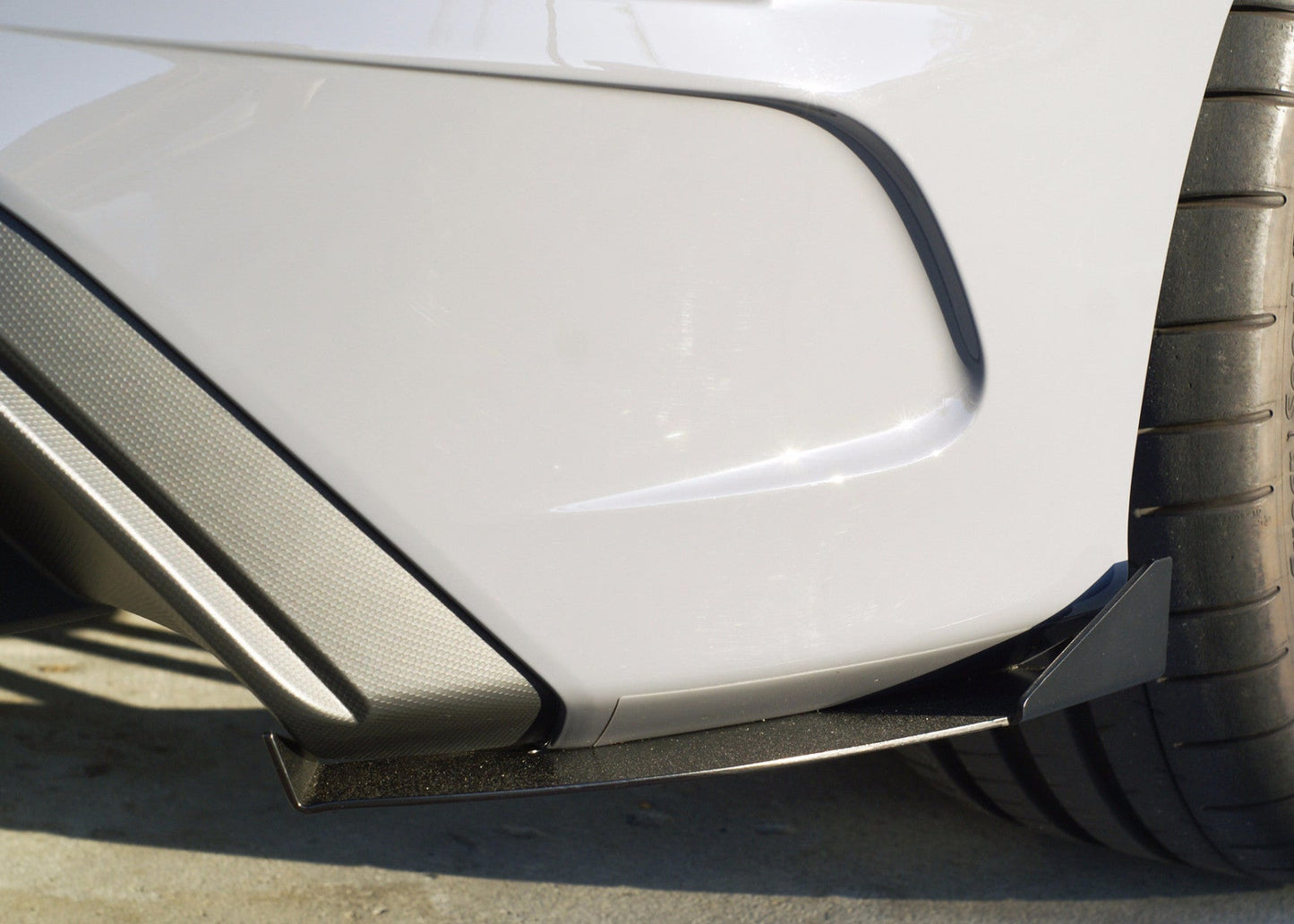 Rally Innovations 2016-2018 フォード フォーカス RS リアスプリッター [FO-P3T-RSP-01]