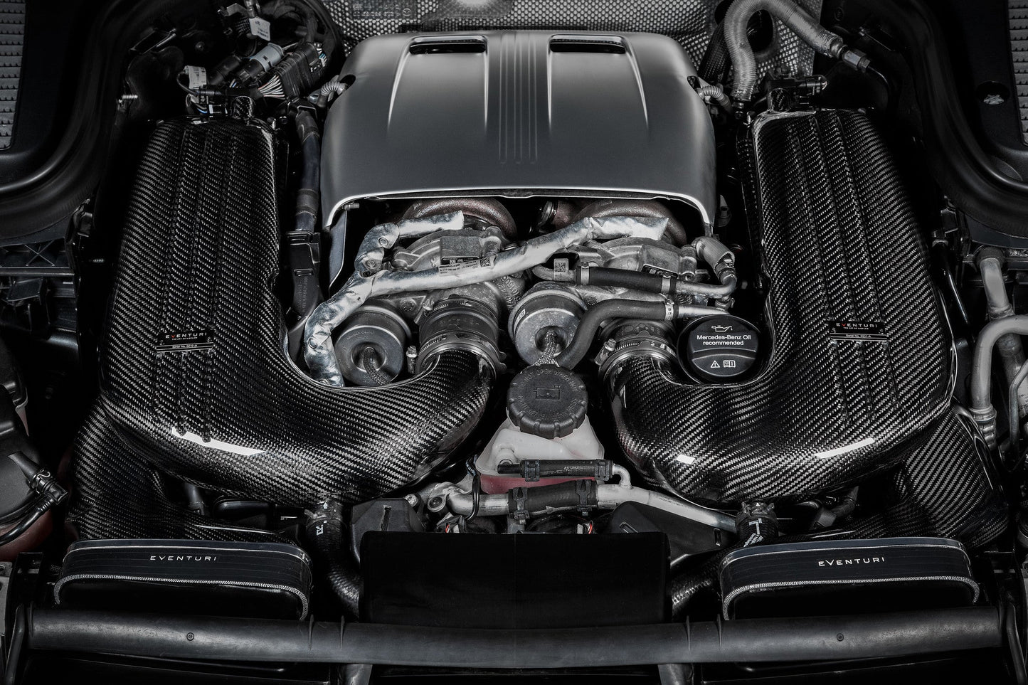 Eventuri GLC63 / GLC63S AMG Carbon Intake System - iND Distribution