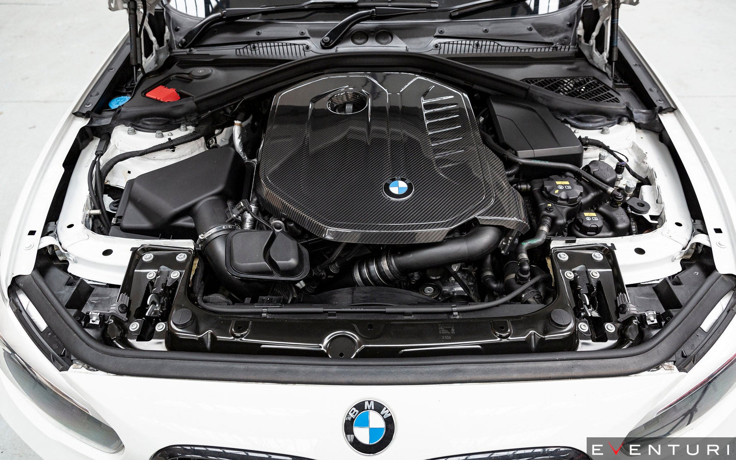 Eventuri bmw b58 carbon engine cover - iND Distribution