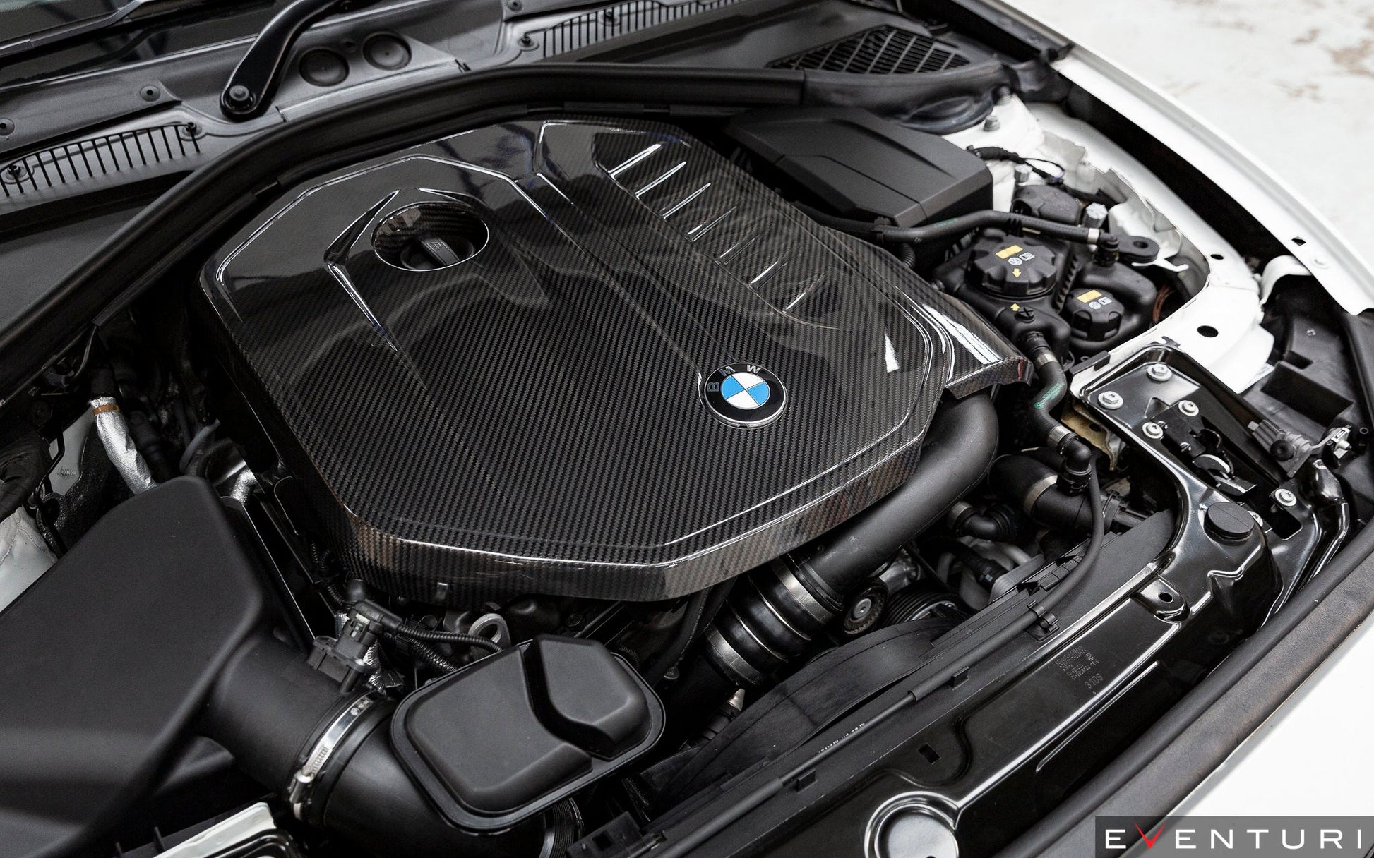 Eventuri bmw b58 carbon engine cover - iND Distribution