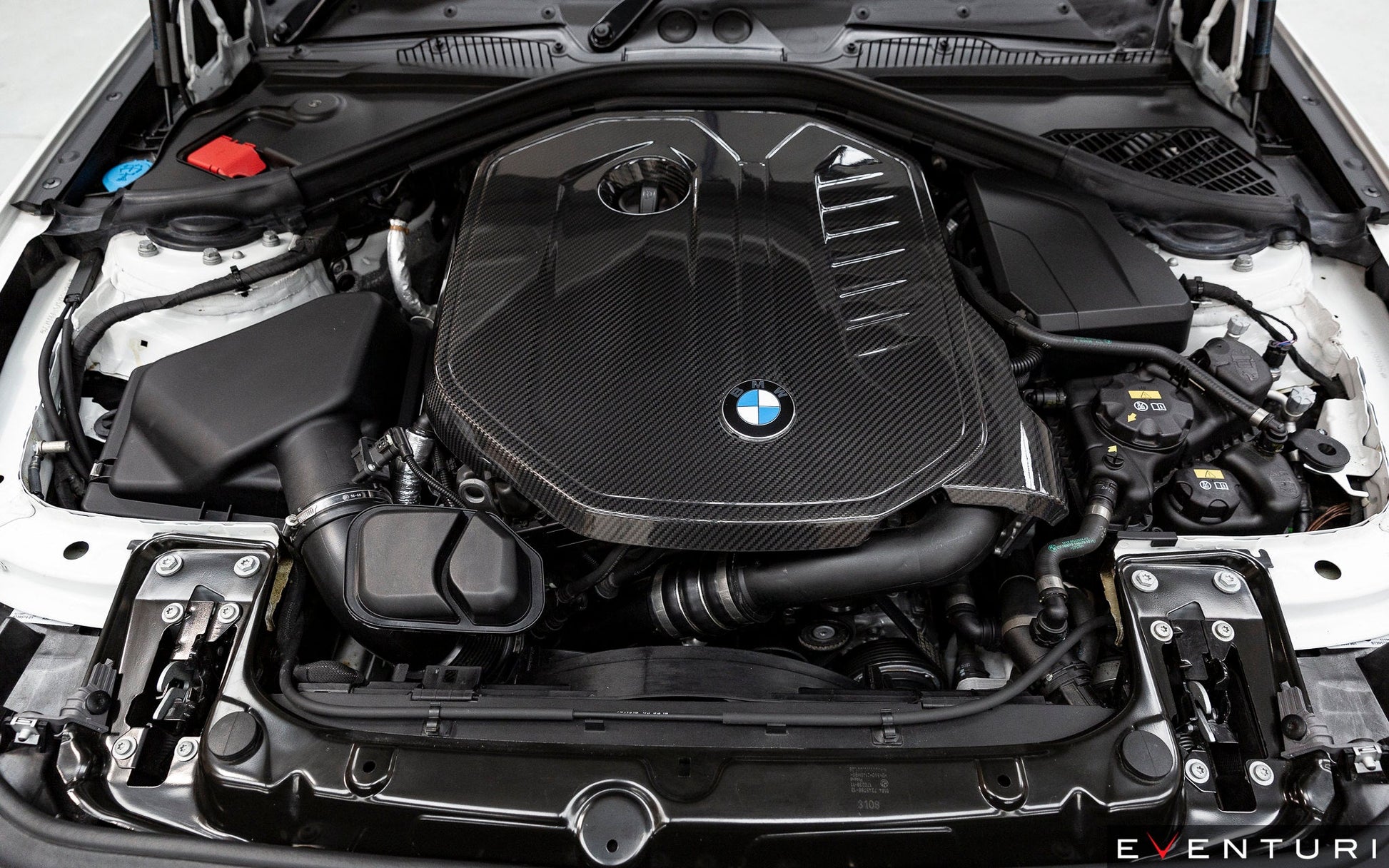 Eventuri bmw b58 carbon engine cover - iND Distribution
