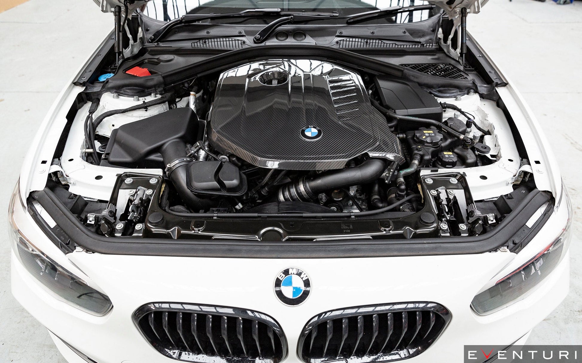 Eventuri bmw b58 carbon engine cover - iND Distribution