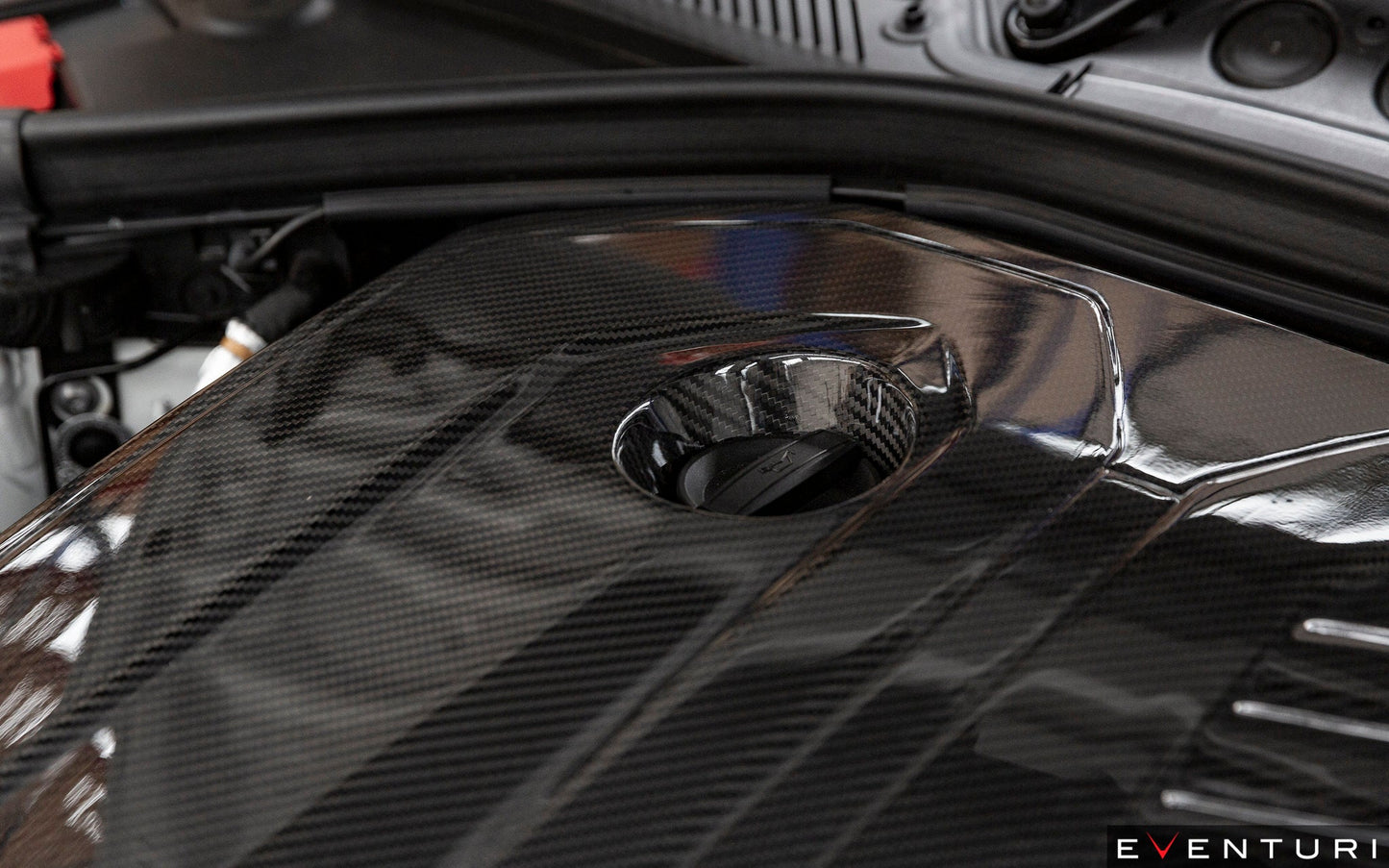Eventuri bmw b58 carbon engine cover - iND Distribution