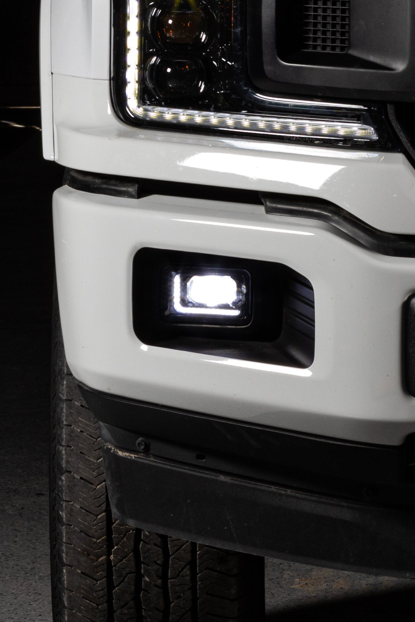 OLM 2015-2020 F150 フォグライト 白／アンバーDRL＋ウインカー付