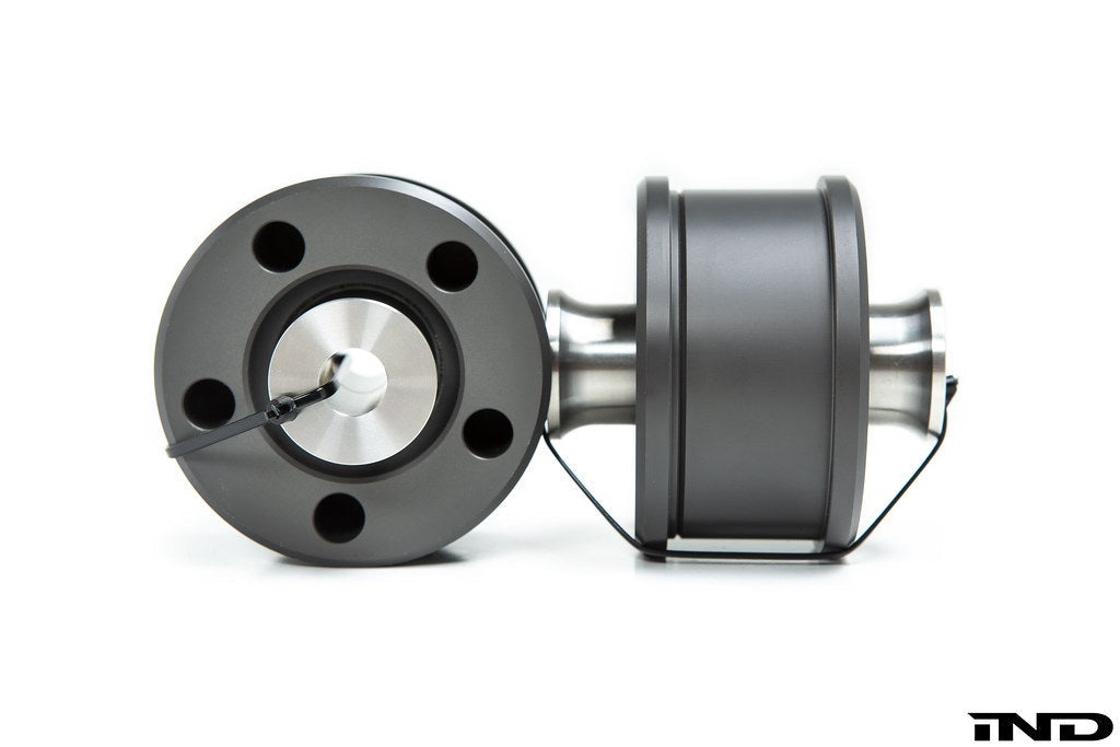 Fall-Line Motorsports F8X M2 / M3 / M4 フロントモノボールコンバージョンキット - V2