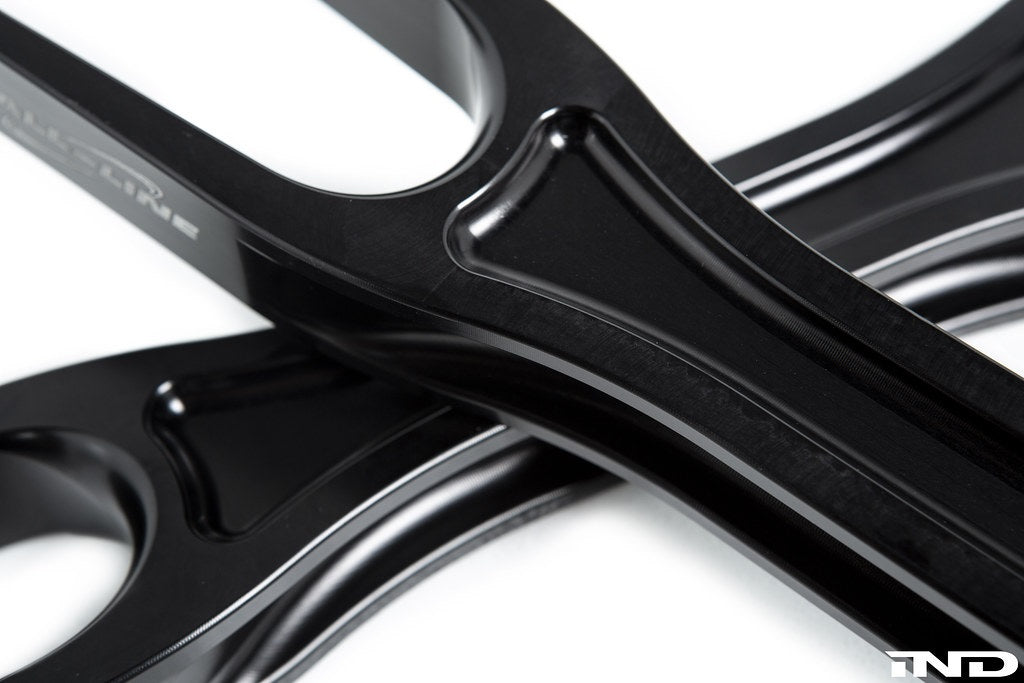 Fall-Line Motorsports E9X M3 / E82 1M ビレットアルミリアトレーリングアームセット