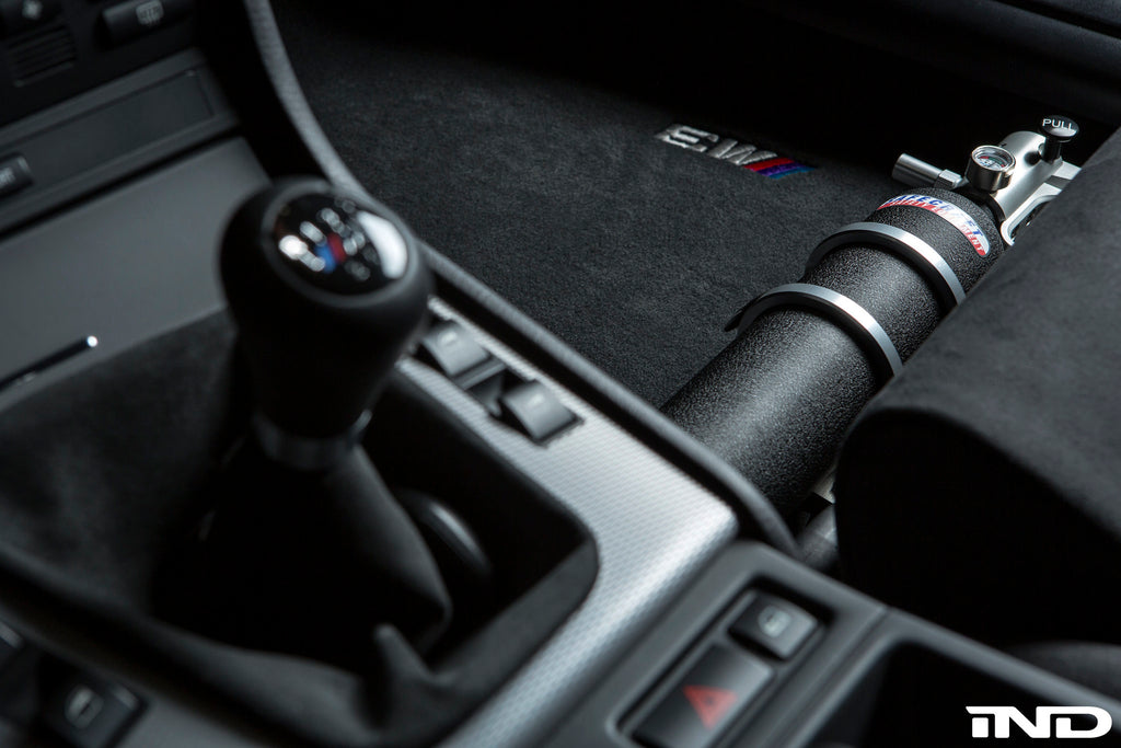 Fall-Line Motorsports クイックリリース 消火器キット