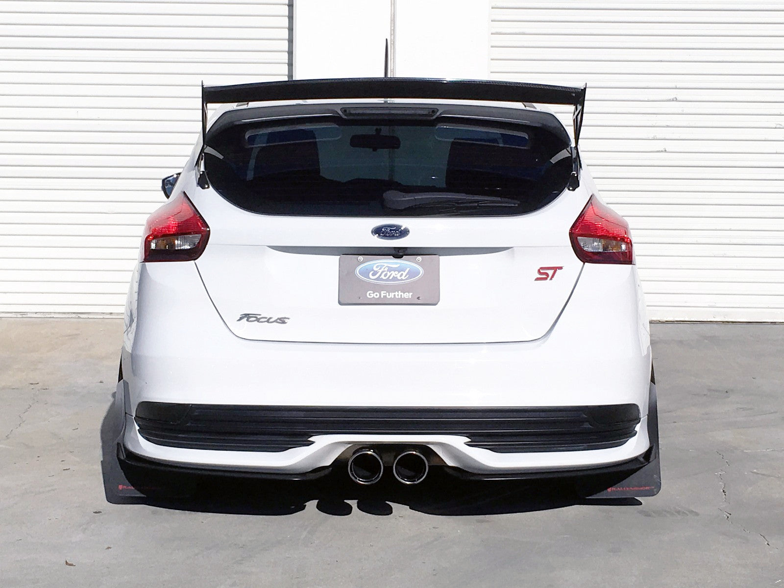 Ford-Focus_ST-Rally_Innovations-Rear_Splitter-2015 2016-rear