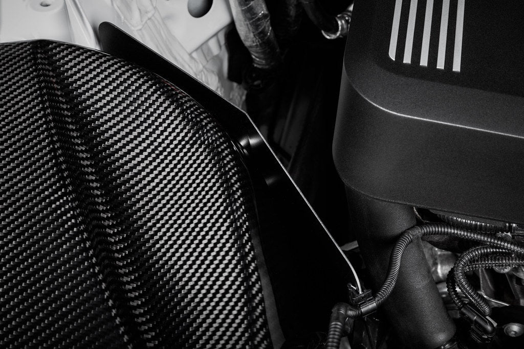 Eventuri BMW G20 3シリーズ B48 ブラックカーボンインテークシステム