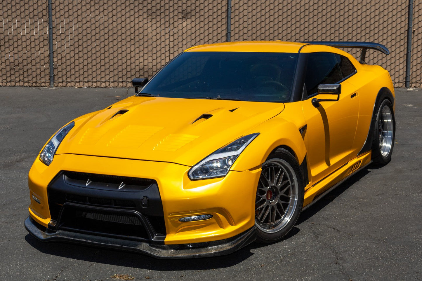 APR Performance GT2 エアロミラー - ニッサン GTR R35