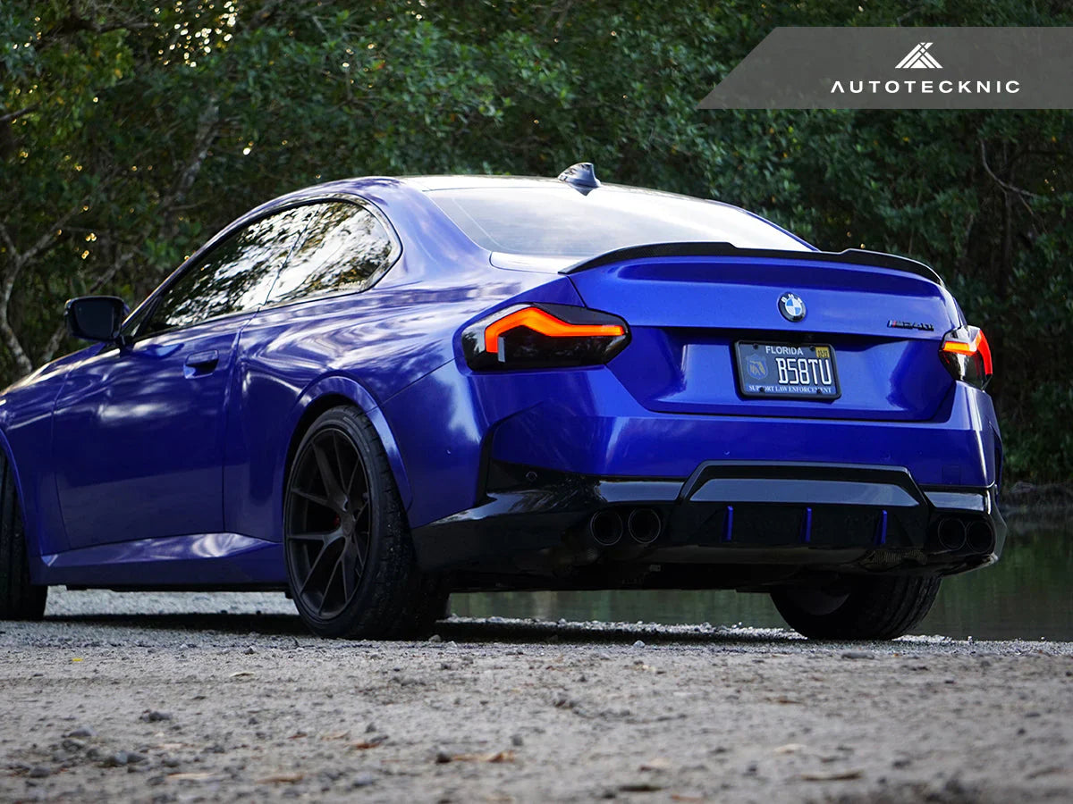 AutoTecknic G87 M2 ドライカーボン ヴァーサス トランクスポイラー