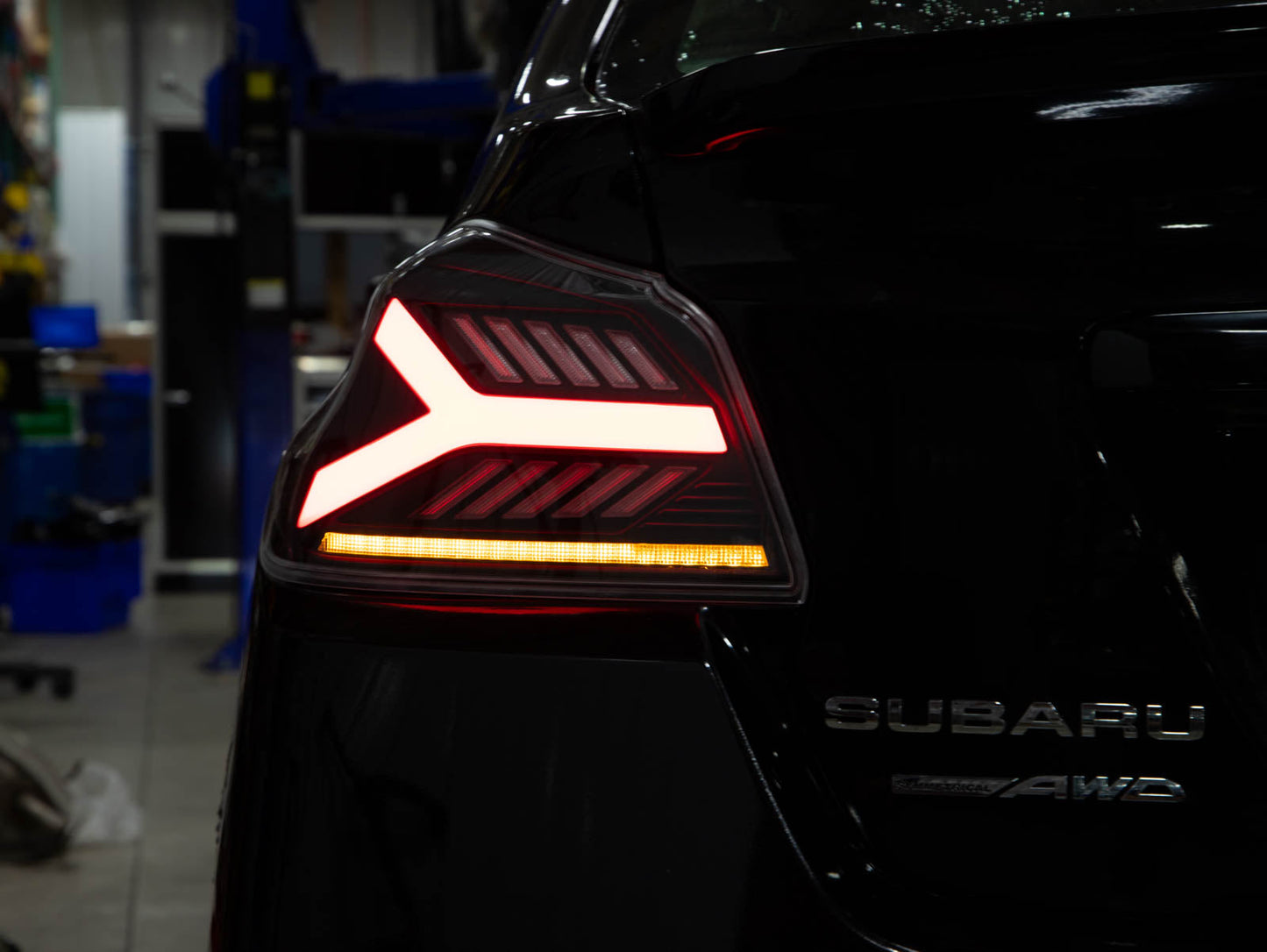 OLM Y-Spec LEDテールライト（クリアレンズ ホワイトオプティック） - 2015-2021 WRX / STI用
