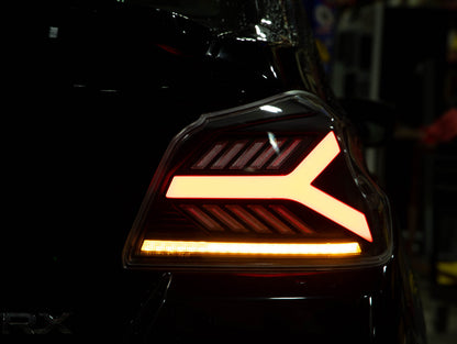 OLM Y-Spec LEDテールライト（クリアレンズ ホワイトオプティック） - 2015-2021 WRX / STI用
