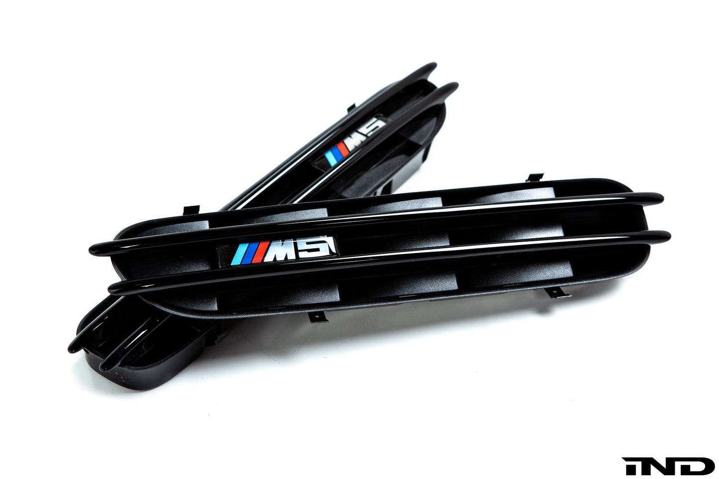 IND E60 M5 塗装済みサイドマーカーセット