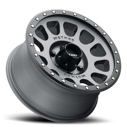 Method Race Wheels 305 | NV | チタニウム - マットブラックリップ