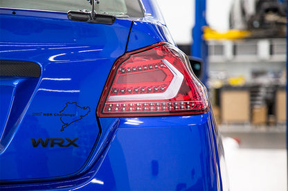 OLM Evolutionテールライト - クリアレンズ・レッドベース・ホワイトバー - 2015-2021 スバル WRX/STI用