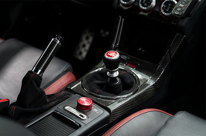 OLM Signature Series サイドブレーキハンドル（ブラックカーボン＋クローム）- 2015-2021 WRX & STI / 2013-2022 FR-S / BRZ / 86 / 2014-2018 フォレスター / 2013年以降 クロストレック