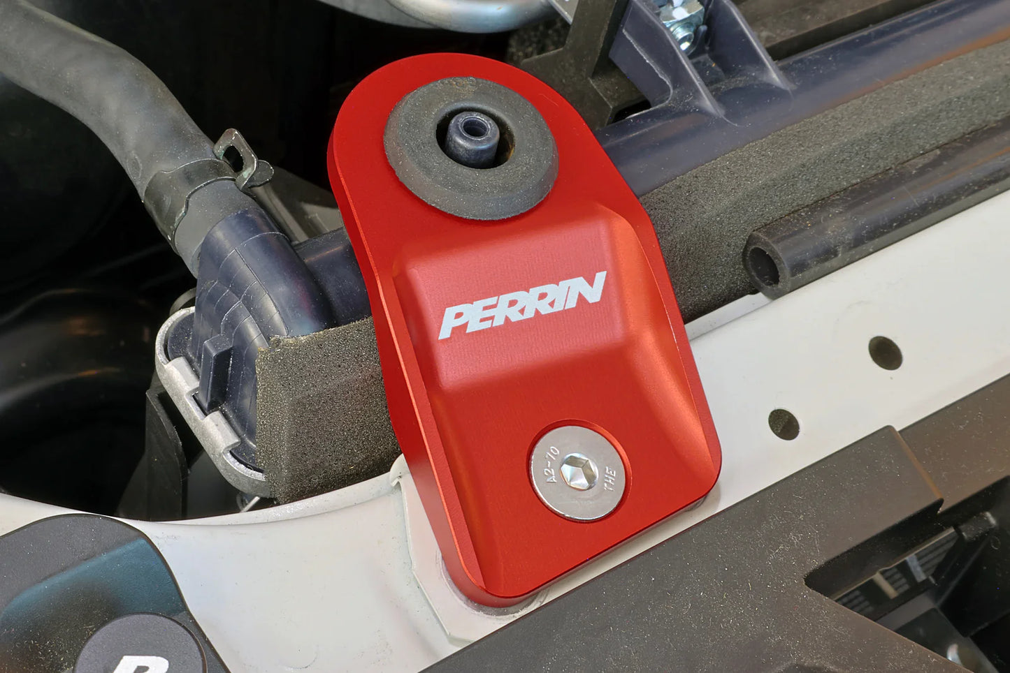 Perrin アッパーラジエターブラケット ｜ 2015-2021 スバル WRX STI (PSP-ENG-523)