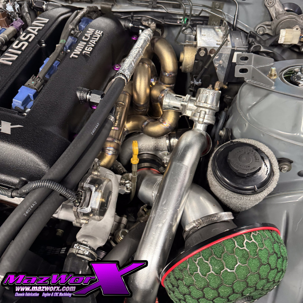 Mazworx - SR20 FR車用(縦置きエンジン) ボトムマウント G25/G30 ターボキット (70011)