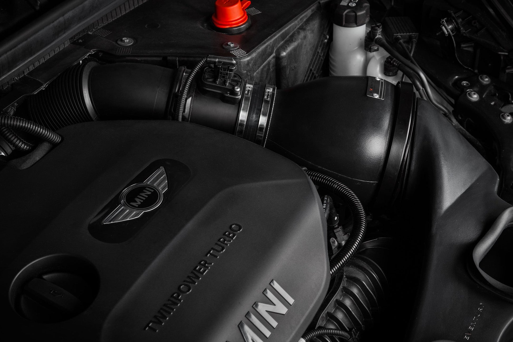 Eventuri f56 mini cooper s plastic intake with carbon scoop - iND Distribution
