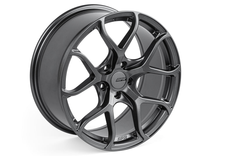 APR A01 フローフォームド - 18x8.5 - 5x112 - ET45 - ハブ径66.5mm - ガンメタルグレー ホイール