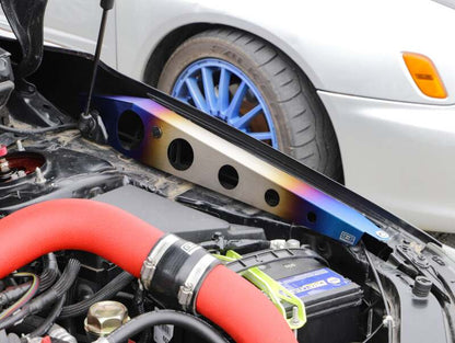 GrimmSpeed フェンダーシュラウド チタン | スバル 2015-2021年 WRX / STI