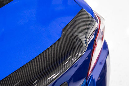 OLM Vスタイル カーボンファイバー トランクスポイラー - 2015年以降 WRX/STI