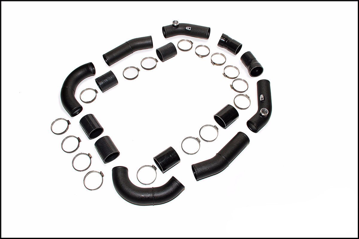 AMS Performance Alpha インダクションキット TiAL ブローオフバルブ対応（ブラック）| 2009-2015年式 日産 R35 GT-R (ALP.07.09.0003)