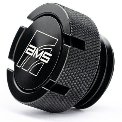 AMS Performance スバル ビレット エンジンオイルキャップ | 2004-2021年式 スバル WRX STI、2002-2023年式 スバル WRX対応 (AMS.50.06.0011-1)