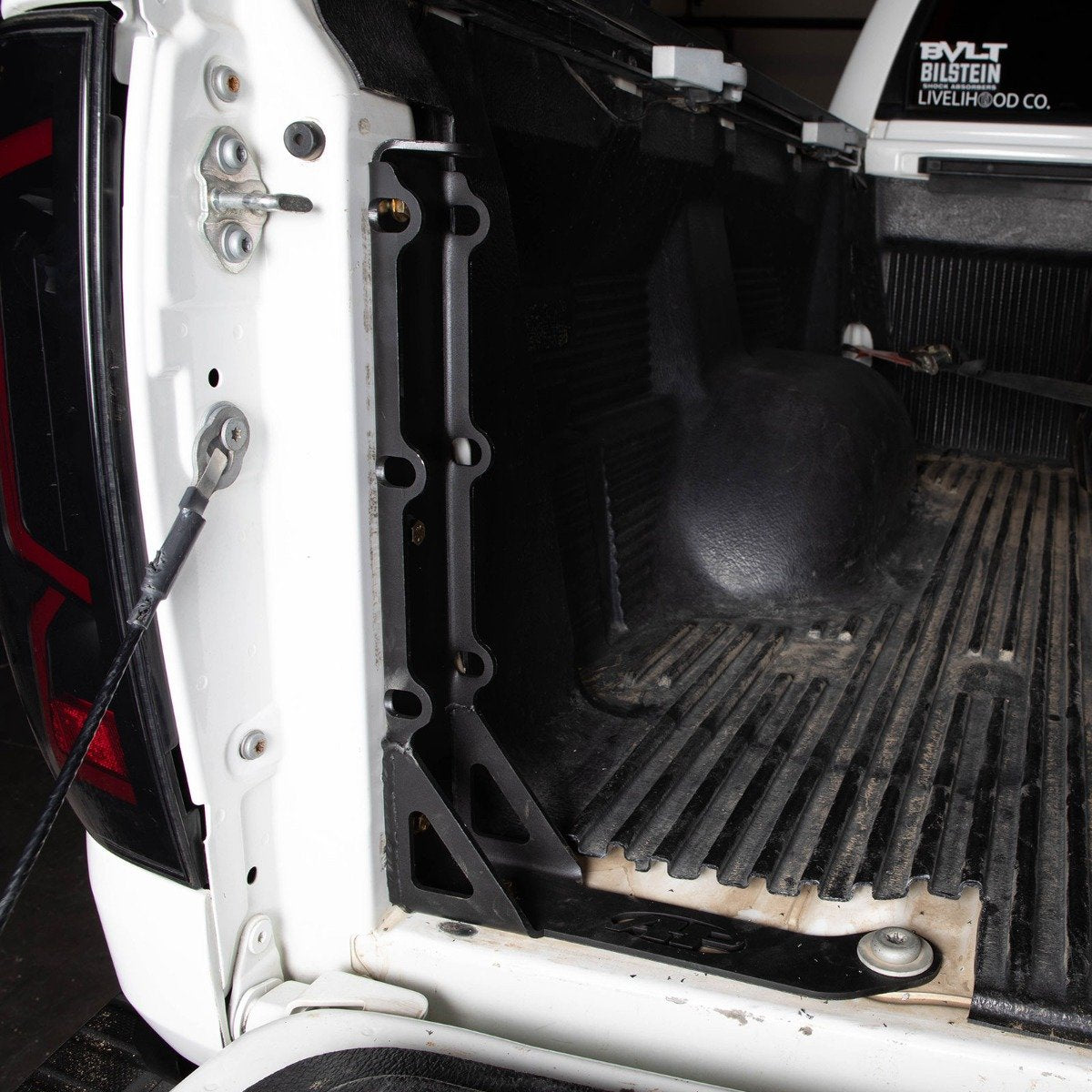 All-Pro Off-Road 2007年以降 タンドラ用 ベッドスティフナーキット
