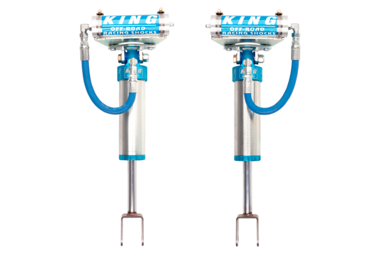 King Shocks 2011年以降 シボレー シルバラード 2500/3500 フロント 2.5インチ径（約63.5mm） リモートリザーバーショック（ペア）